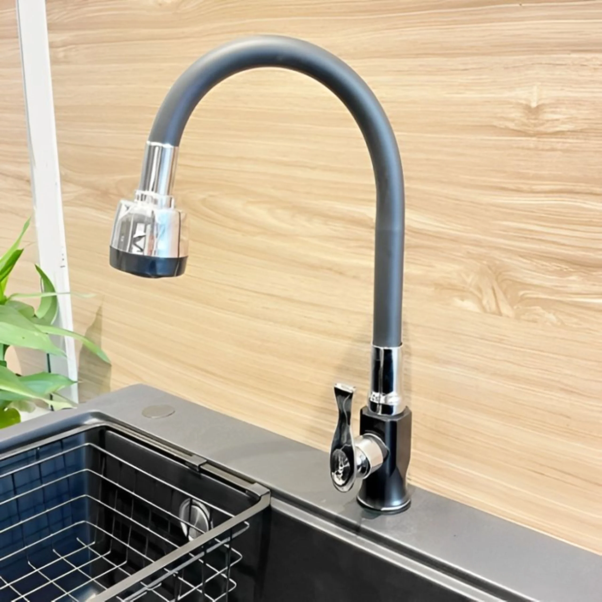 Vòi Rửa Chén Lạnh Thân Mềm Nhựa ST-4015